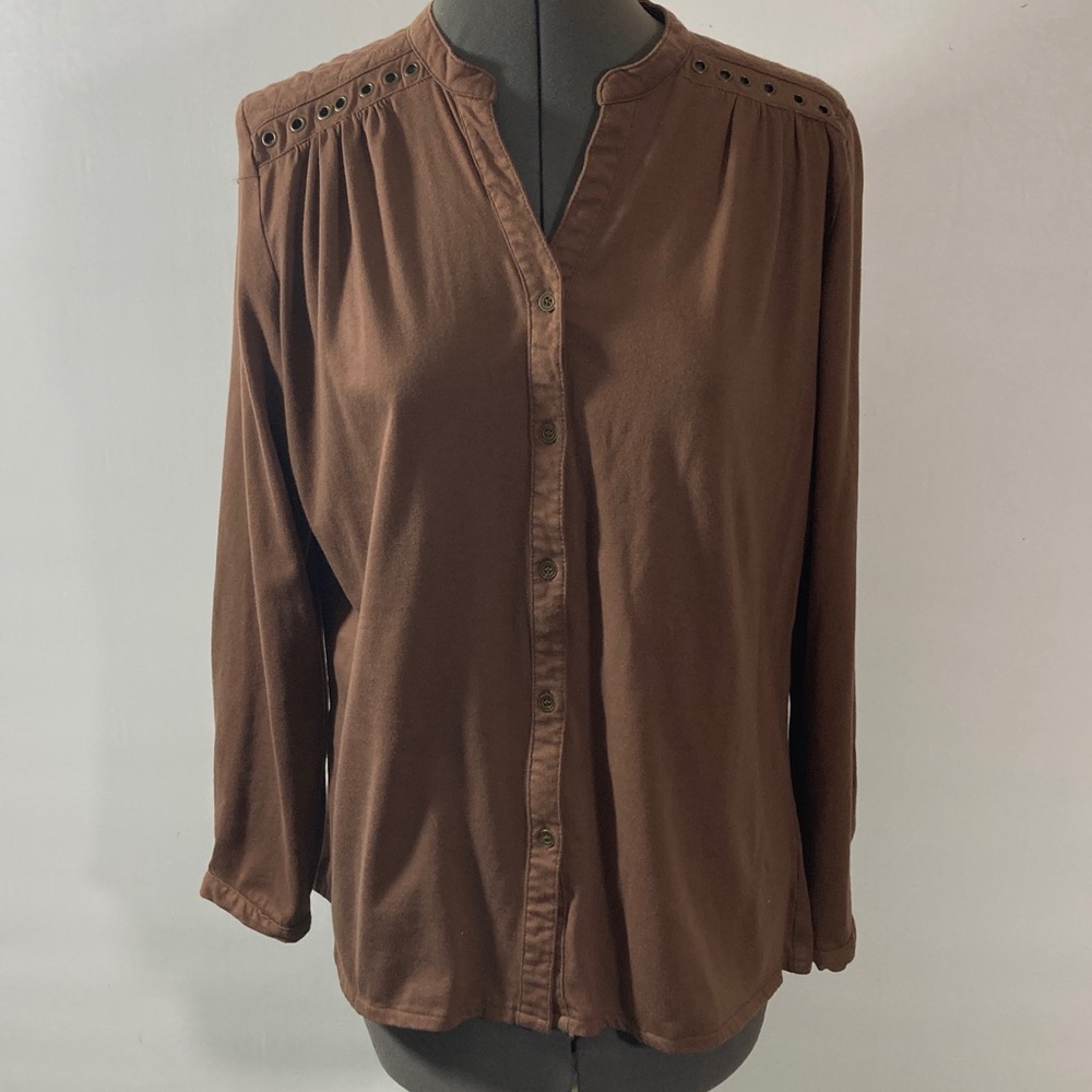 Katie’s Kloset Top/Blouse Women Size L Brown Button Up V Neck Quilted Back Yolk